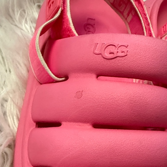 UGG Sport Yeah Slide Taffy Pink Sz 8 | Adjustable Strap | Water-Resistant - Picture 3 of 7